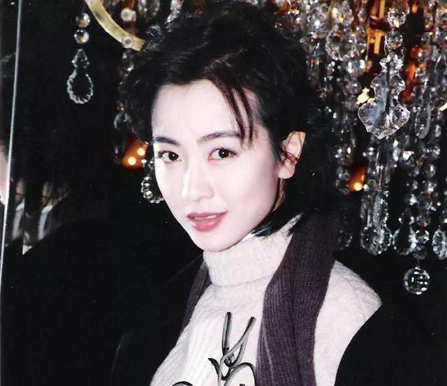 袁洁莹袁洁莹,短发女神袁洁莹,清秀帅气样样行,秒杀同框郭富城