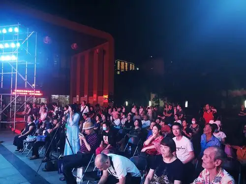 百姓大舞台文化惠民演出,"不忘初心 共圆中国梦"歌舞晚会