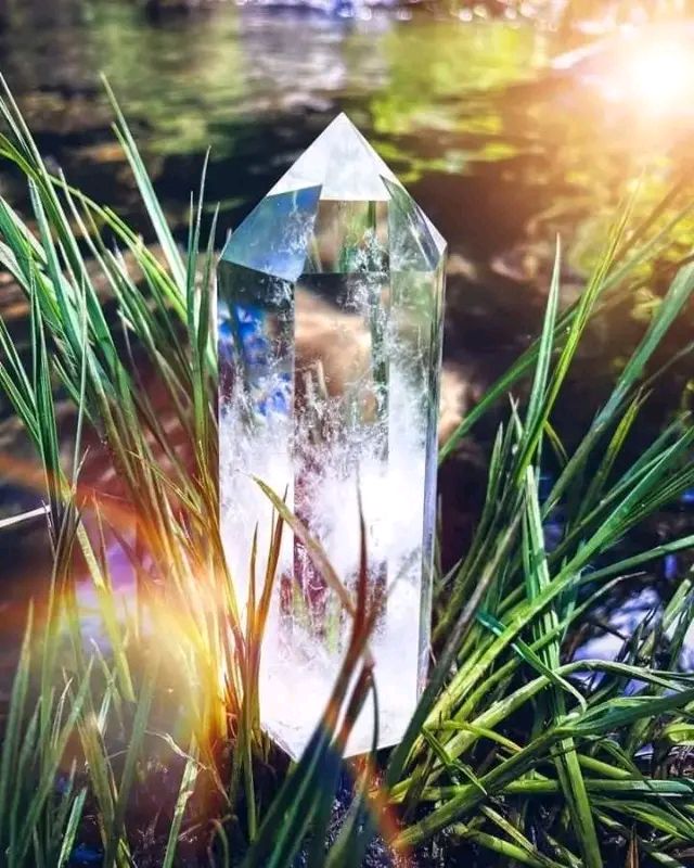 昂宿星alaje:爱是一切的解决之道