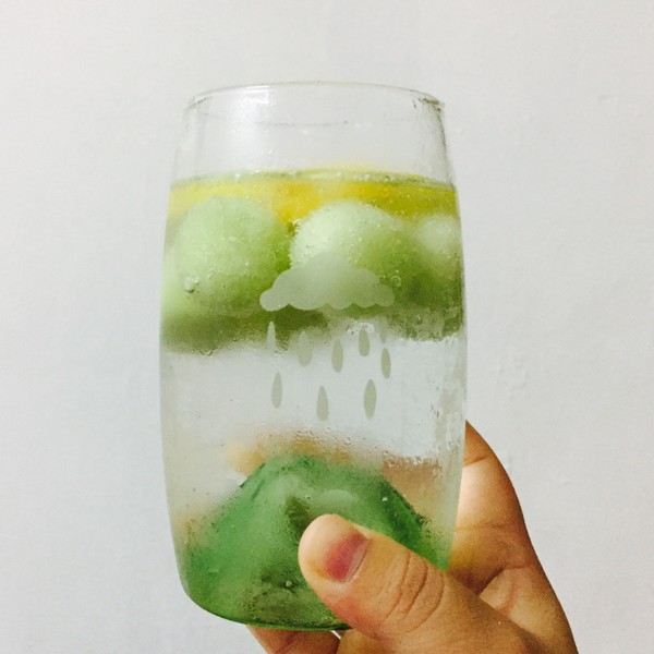 蘑菇君dh做的青金桔柠檬汽水