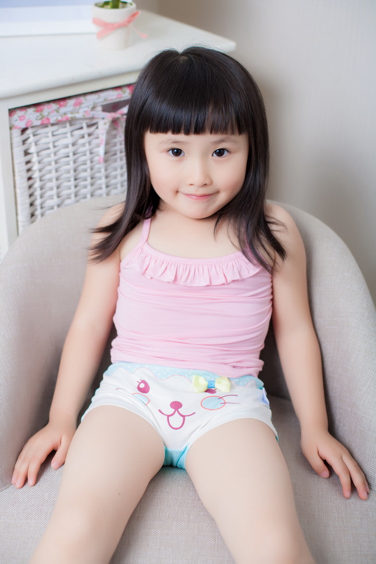 一件代发 韩版全棉女童内裤宝宝纯棉pp裤儿童平角裤高档精品4条装