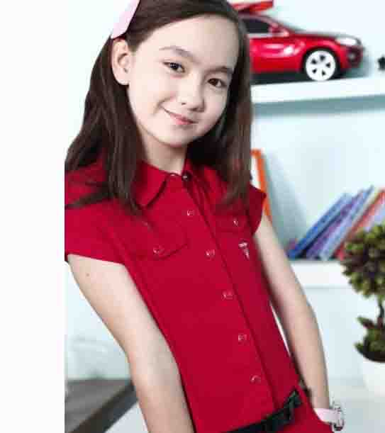 混血童星香奈儿图片展示最迷人的笑脸