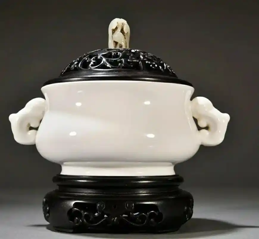 明宣德 德化白瓷双耳香薰炉 规格:高17cm宽19cm - 抖音