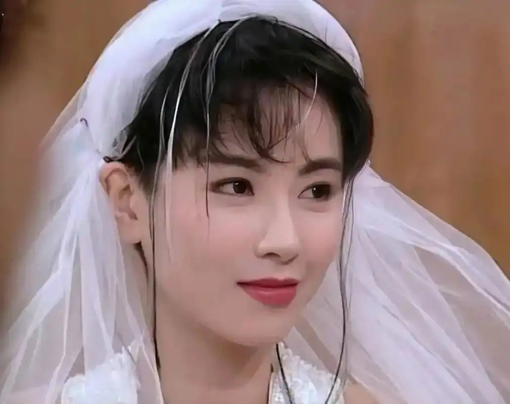 香港演员袁洁莹 - 如烟往事 - 抖音