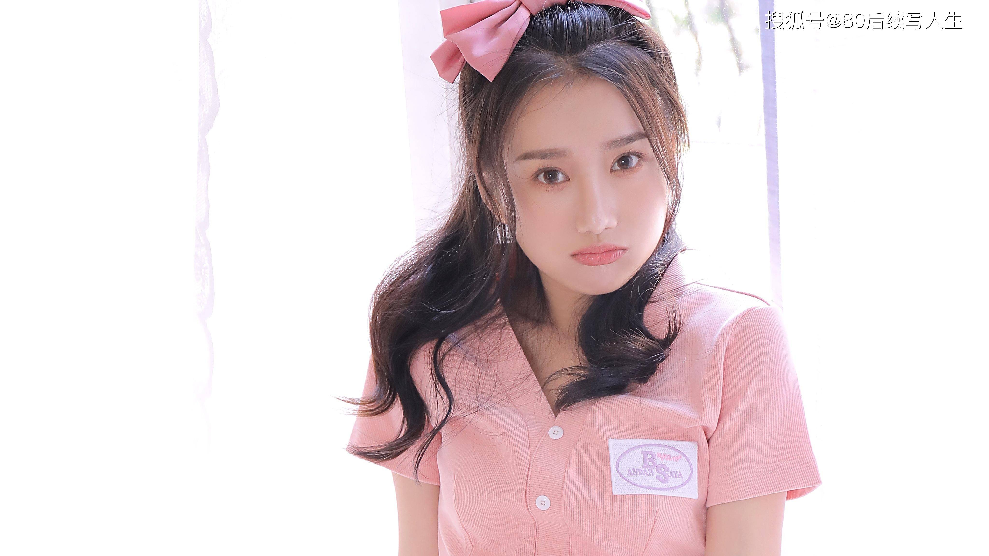 高颜值小姐姐,你喜欢吗?美女电脑高清桌面壁纸!