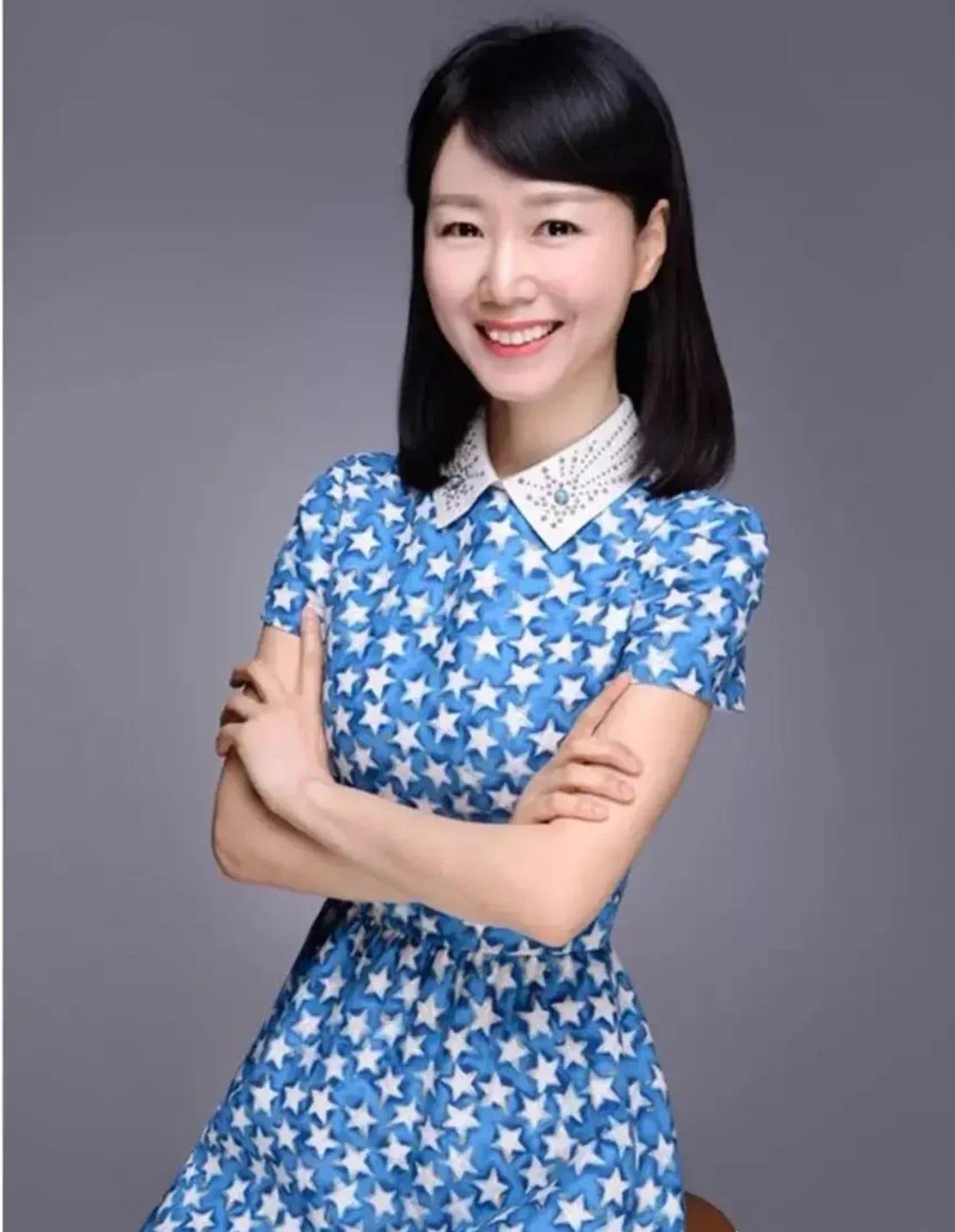 安徽卫视美女吴薇近况,她长相十分漂亮,早已结婚,老公是谁成谜_新闻