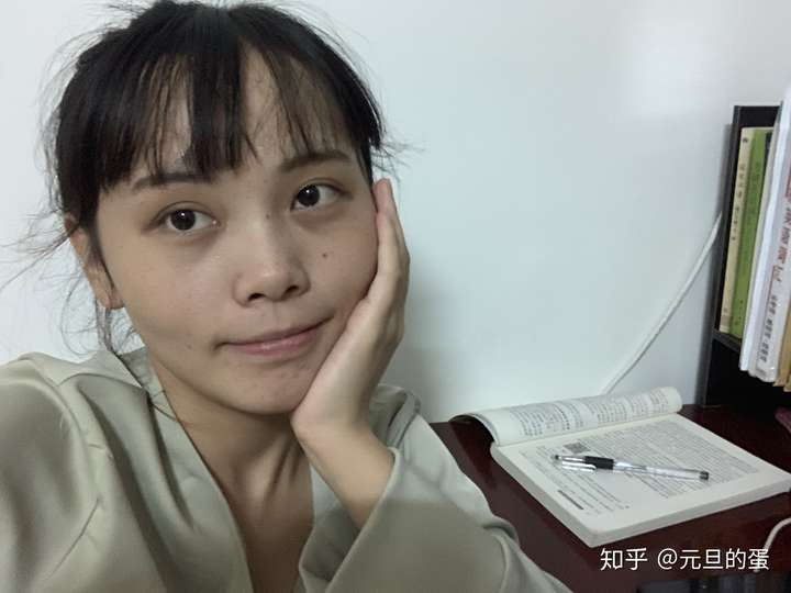 女生们素颜都是什么样的?