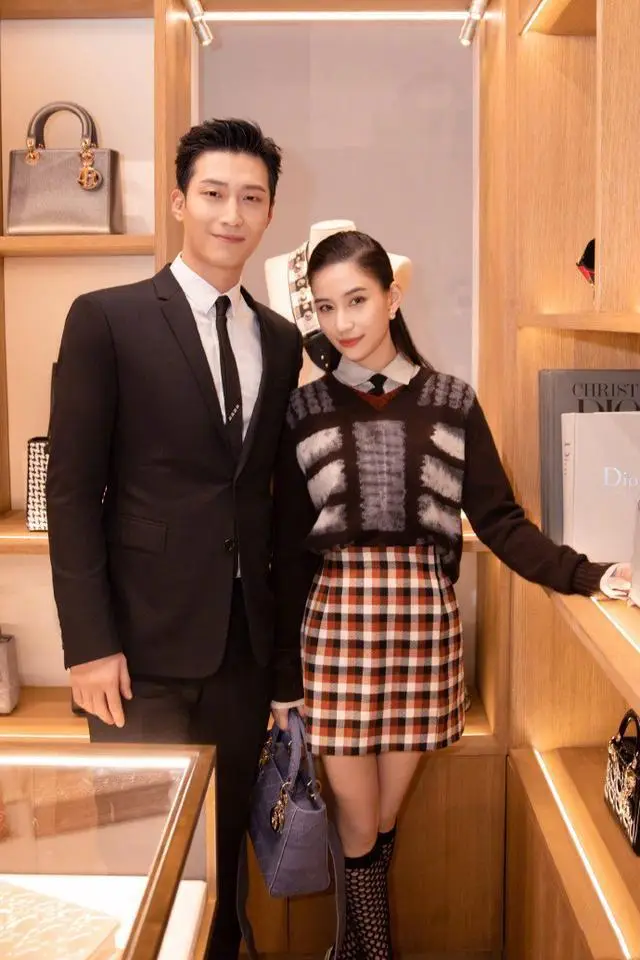 是因为何超莲还是因为窦骁?_吴克群_网友_感情