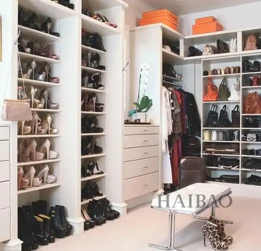 kylie的衣帽间鞋子独占两面墙名媛hilton的衣帽间媲美百货商店细数