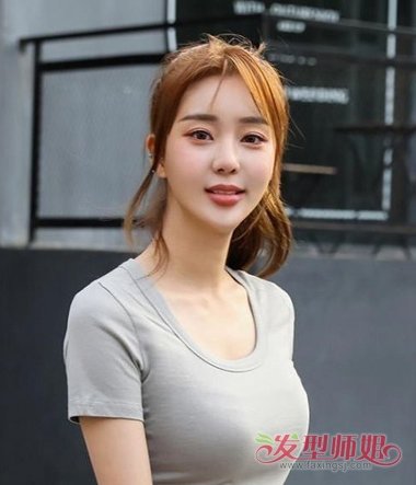 头发多蓬松散下来像疯子怎么办 扎散乱的头发步骤(3)_发型师姐