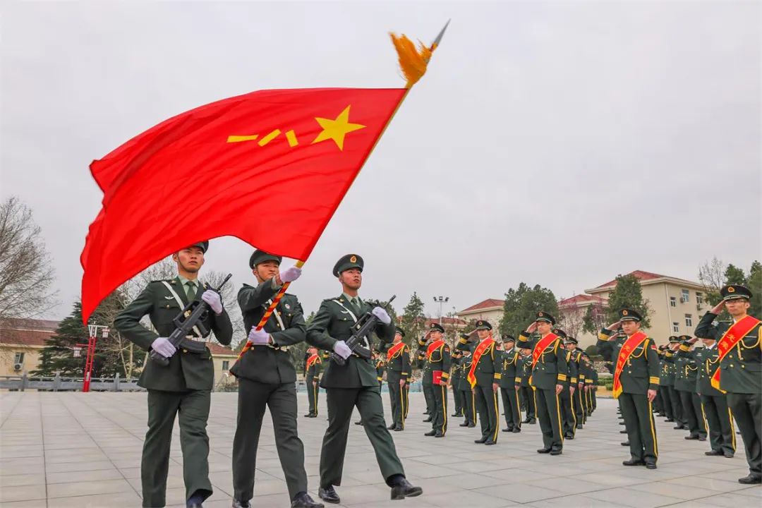 最后一次以军人的身份敬礼