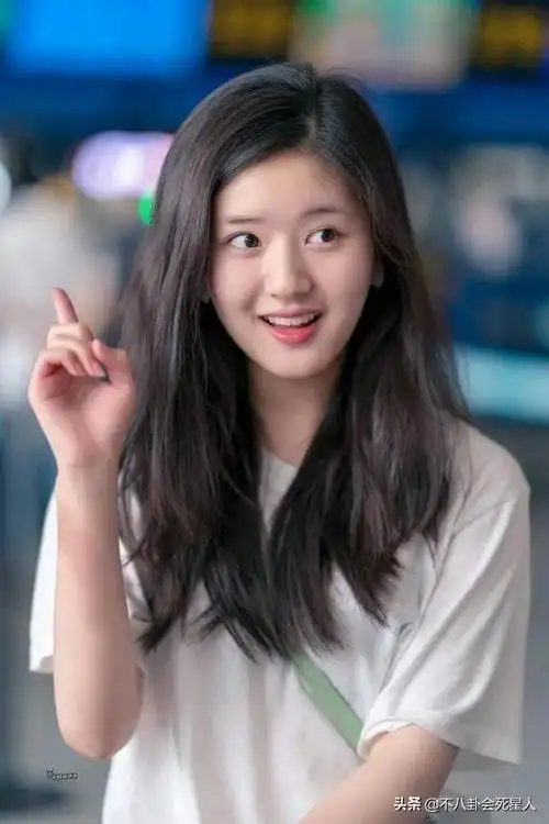 重庆最美的女孩拍照,川渝盛产美女这8位90后小花-爱玩科技