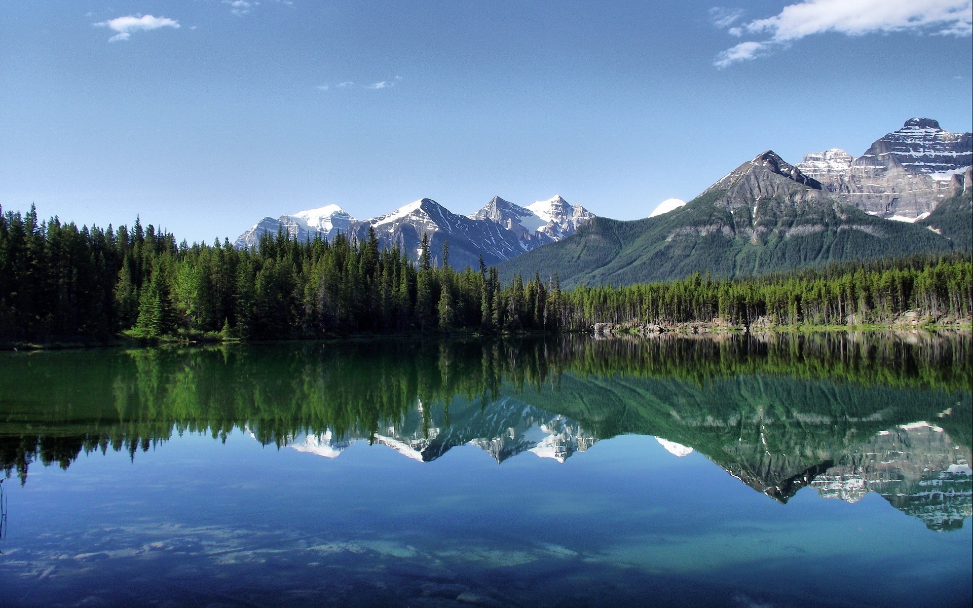 大自然美丽风景山水倒影高清图片电脑桌面壁纸下载高清大图预览1920x1
