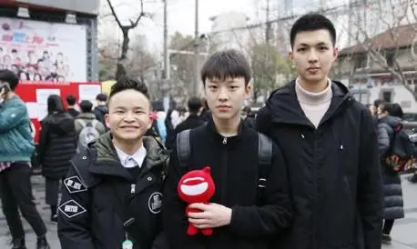 2008年的抗震小英雄林浩,当真成了大家口中的伤仲永吗