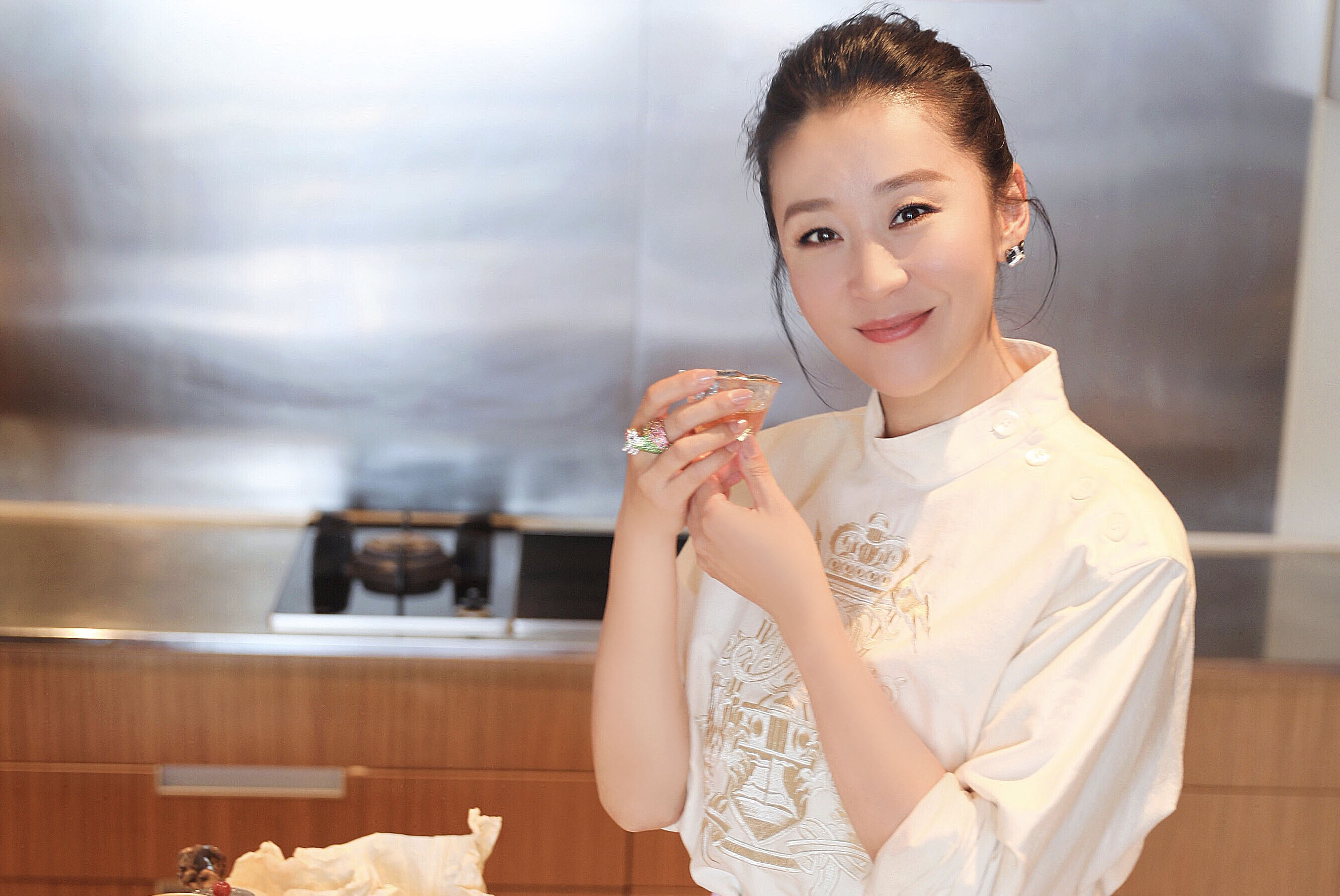 女神女神经切换自如苗圃反差的一面你知道吗