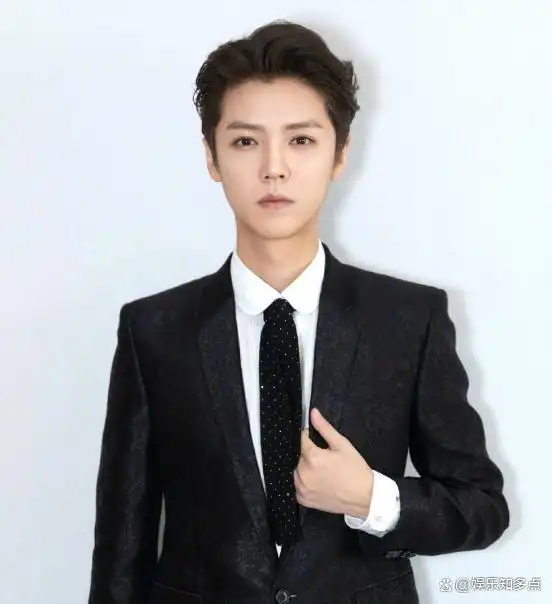 鹿晗个人资料简介及家世 鹿晗家世身份/真名/祖籍/身高体重介绍