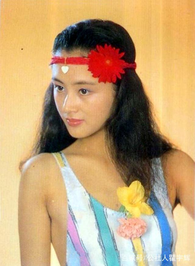 陈红,12张青春老照片,回眸一笑百媚生,名副其实的古典美女