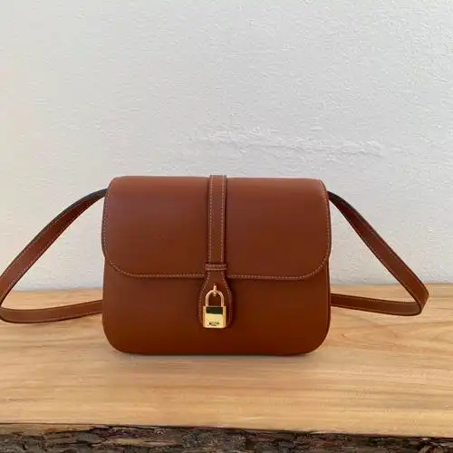 celine包包哪款最经典原单文艺气质包包celine官网包包图片