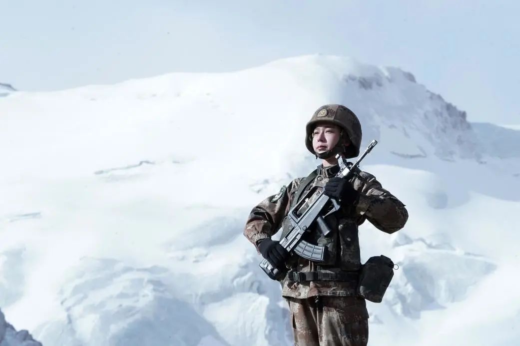 又美又飒!这是高原女兵的硬核青春