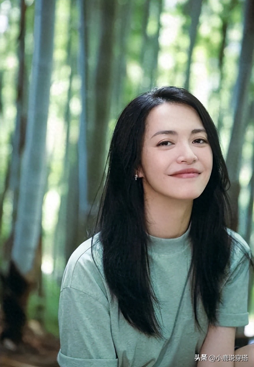 剪短发的姚晨嘴更显大了!穿修身裙少女身材盖不住汉子气质!