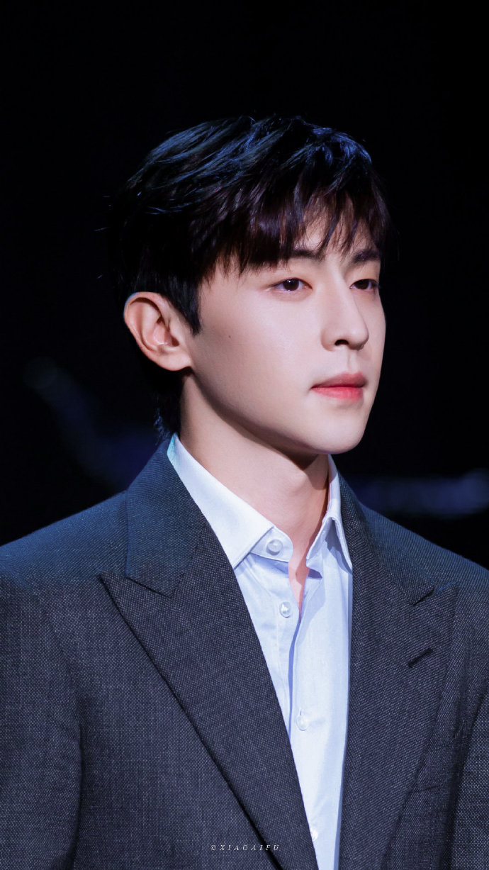 邓伦##邓伦回归