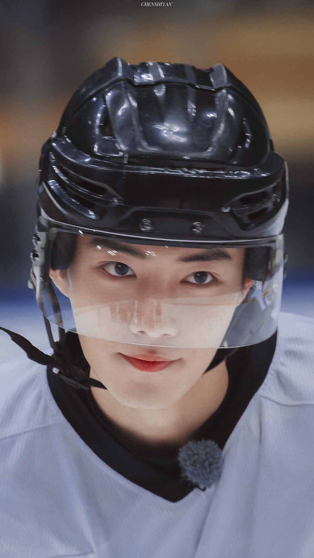 肖战 冰球运动推广大使 分秒必争,竭诚相待,冰刀划过留下了拼搏的痕迹