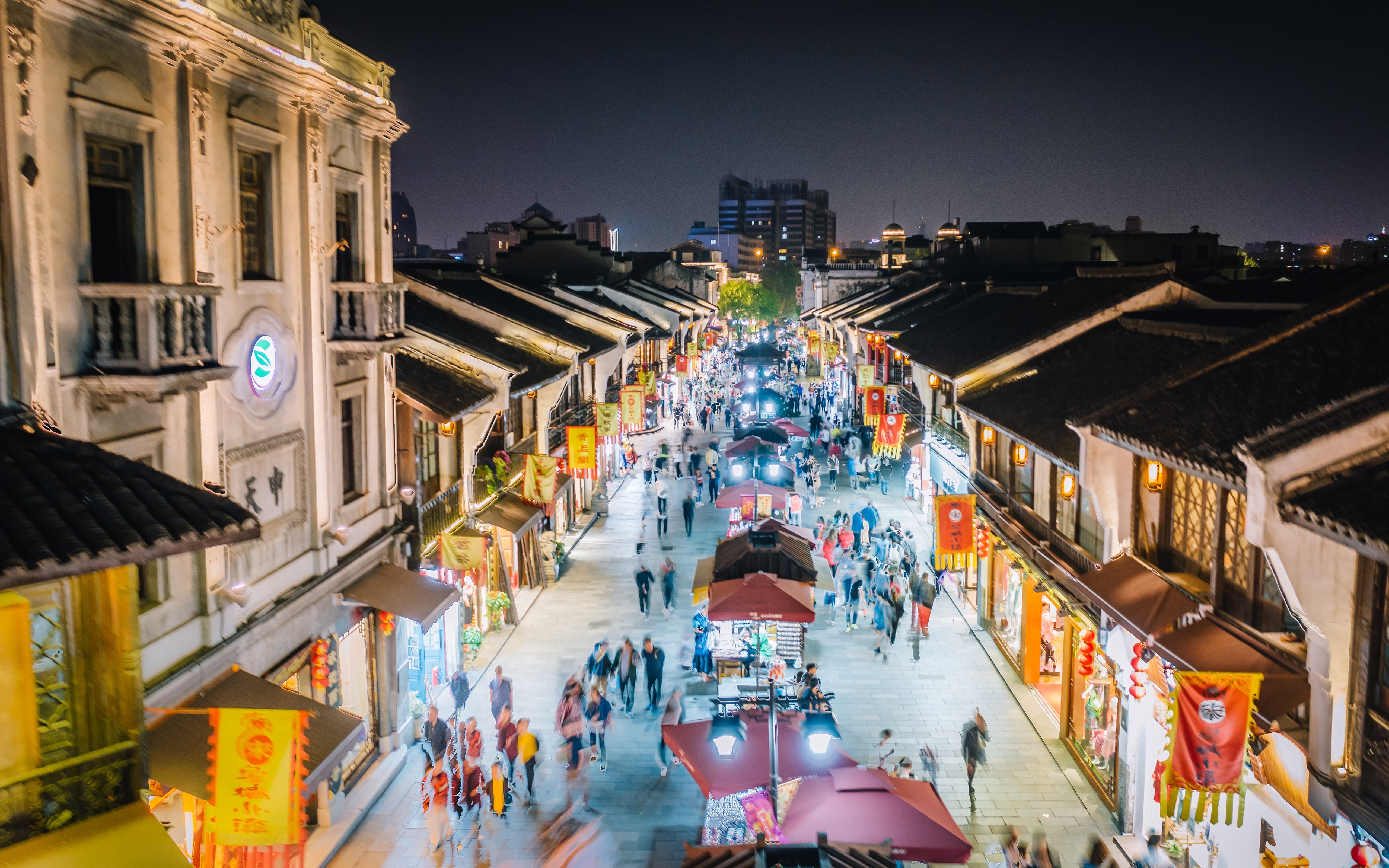 杭州清河坊繁华风光