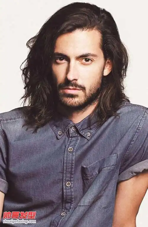 十款性感好看的男士长头发造型 男人长发发型(4)-男生长发-帅哥发型网