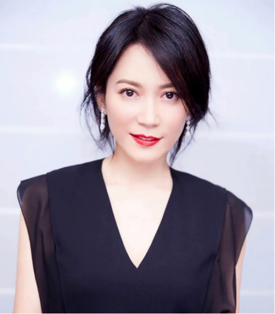 "普通"演员俞飞鸿