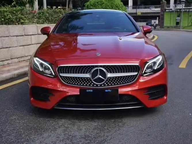 2020款奔驰e300轿跑 行驶45000公里