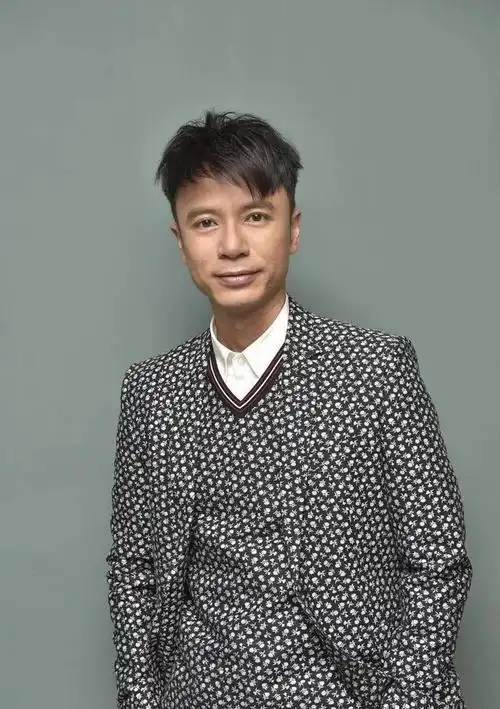 男歌手排行榜(香港乐坛十大唱功好的男歌手)(3)