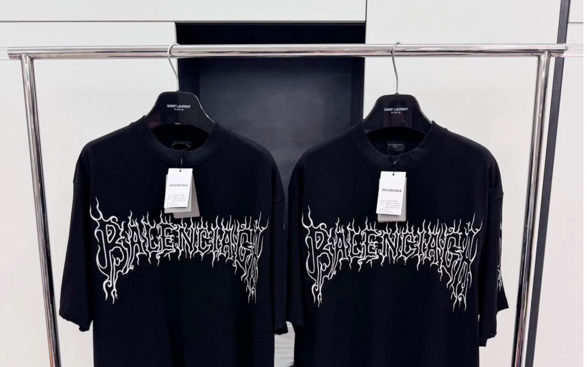 balenciaga巴黎世家高仿2024ss 火焰字母印花短袖 原版购入开发,随意