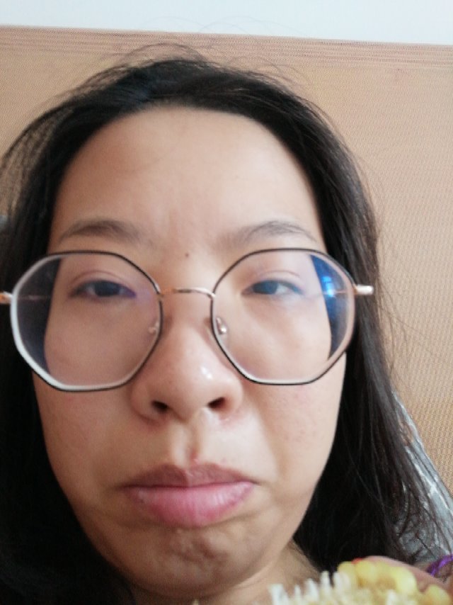 为了参加我也是拼了,我的素颜照就是丑照啊啊啊啊啊.羊,看看我