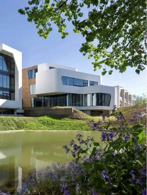 紫玉山庄|如梦如幻之墅,环千亩翠绿桃花源