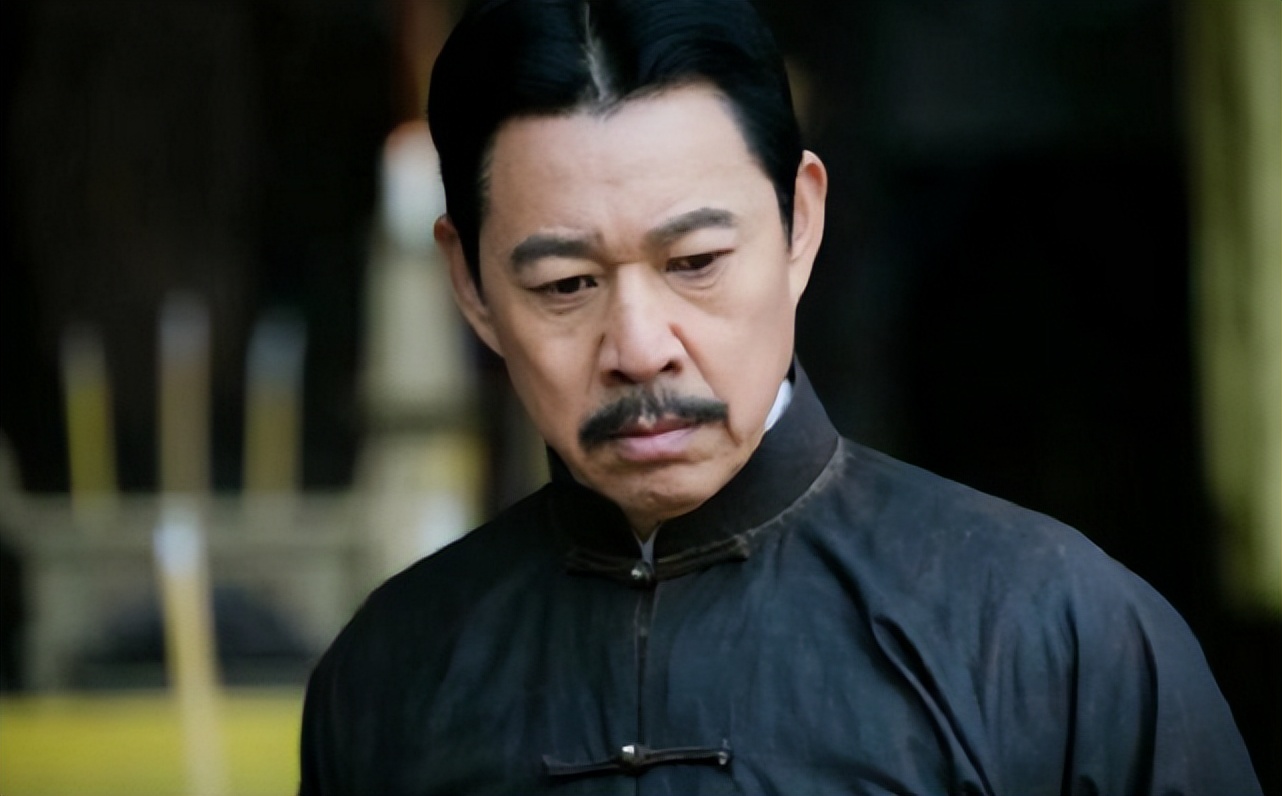 65岁的张丰毅刷屏网络2个月有4部剧在播网友表示追剧很忙