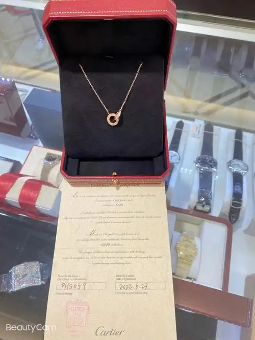 卡地亚玫瑰金双环满钻项链.99新2022.6.23购买的,带证书,美美哒