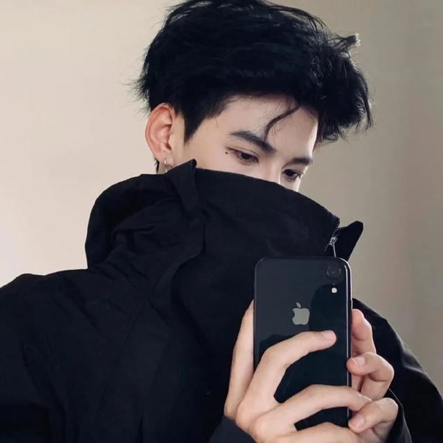 头像|25岁的男生有多少存款正常?