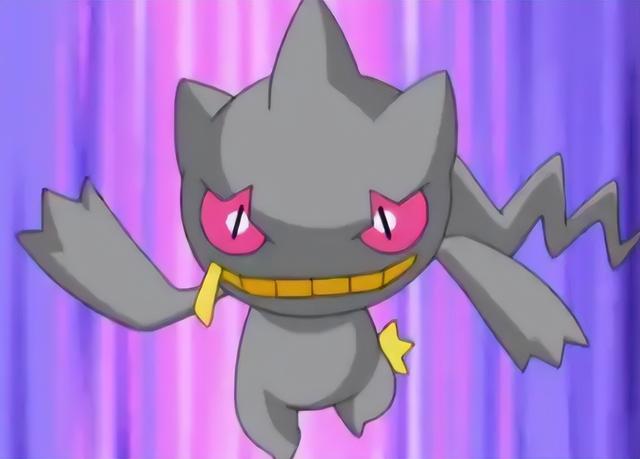 mega诅咒娃娃可以依靠围巾来提速顺带用戏法,但实际上已经携带了进化