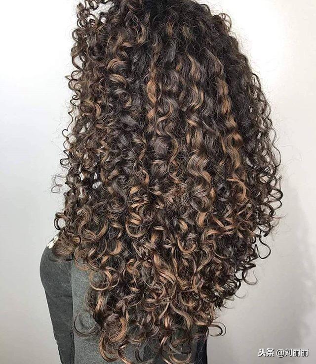 2018长发就烫"螺丝烫"