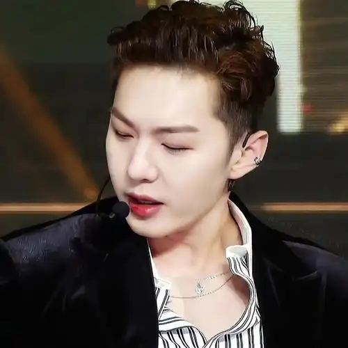 求安利务桃(李昌燮)