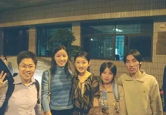 赖文峰出狱后近况曝光娶小23岁年轻娇妻素颜照碾压前任杨钰莹