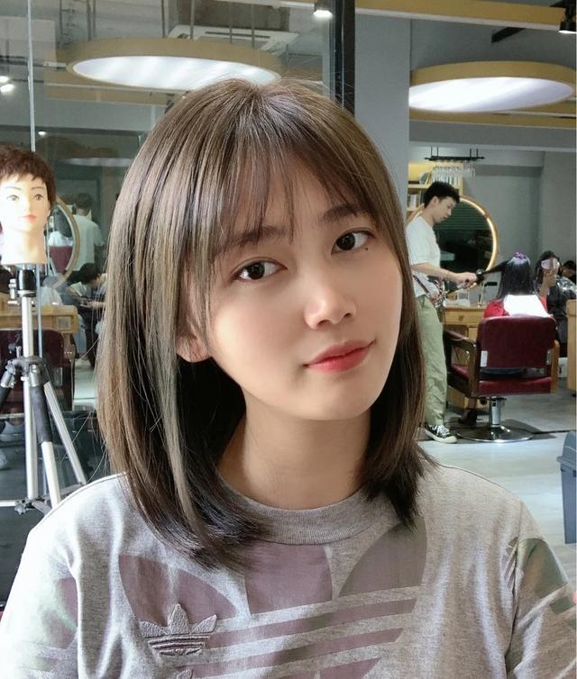 一款适合自己的发型不仅可以提升气质,更能