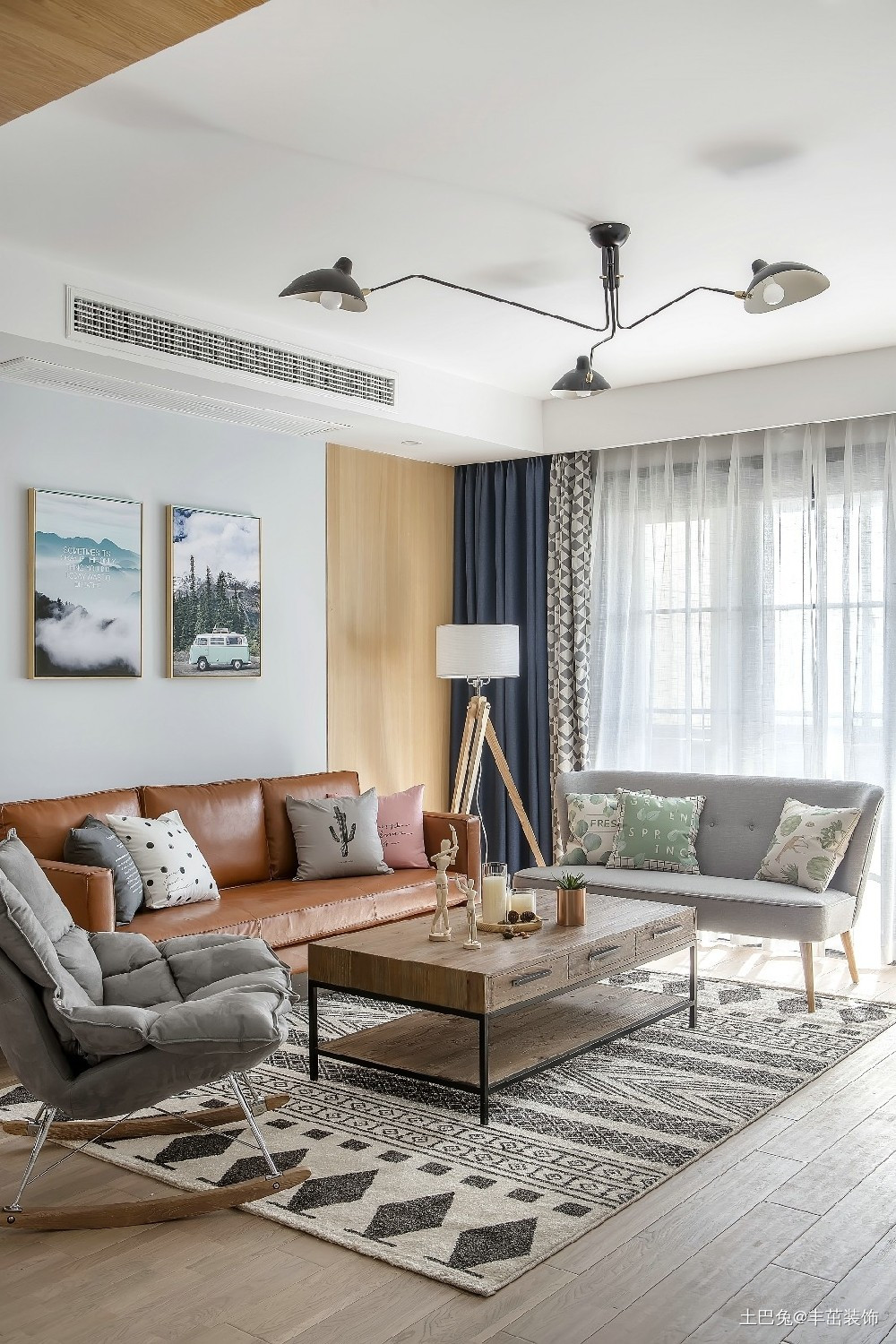 145平北欧风三居清新雅致家居空间客厅北欧极简客厅设计图片赏析