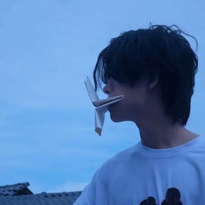 蓝色系男生头像小清新