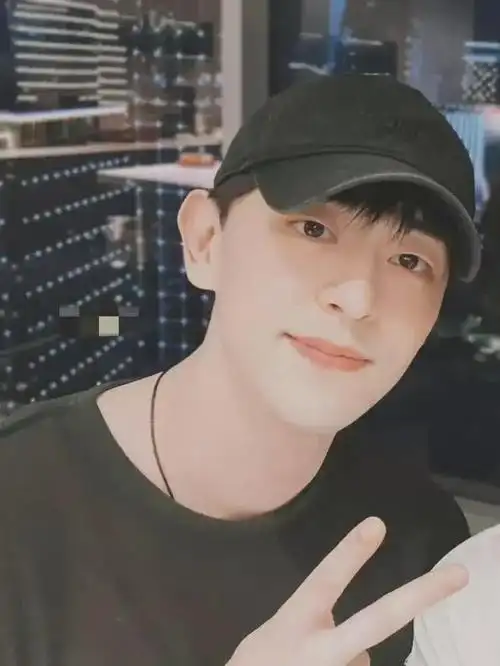 再看邓伦现在的处境,他特别可恨,但也非常可悲|杨紫|金晨|李易峰|演艺