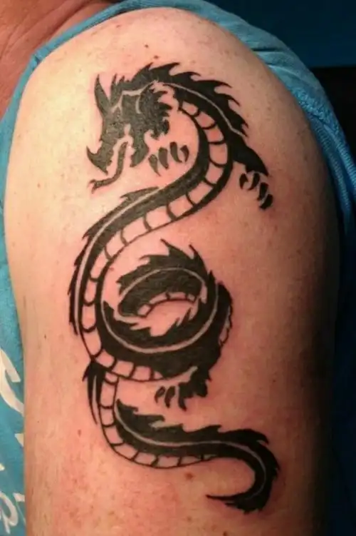 一组霸气的传统龙纹身图片