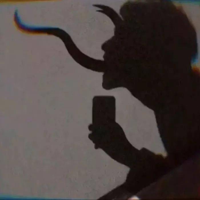 精选微信头像暗色系列黑色系列微信头像恶魔与天使只在一念之间