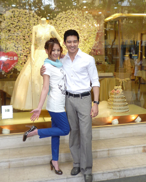 明道老婆王婷萱明道老婆王婷萱个人资料简历照片王婷萱是明道旗下