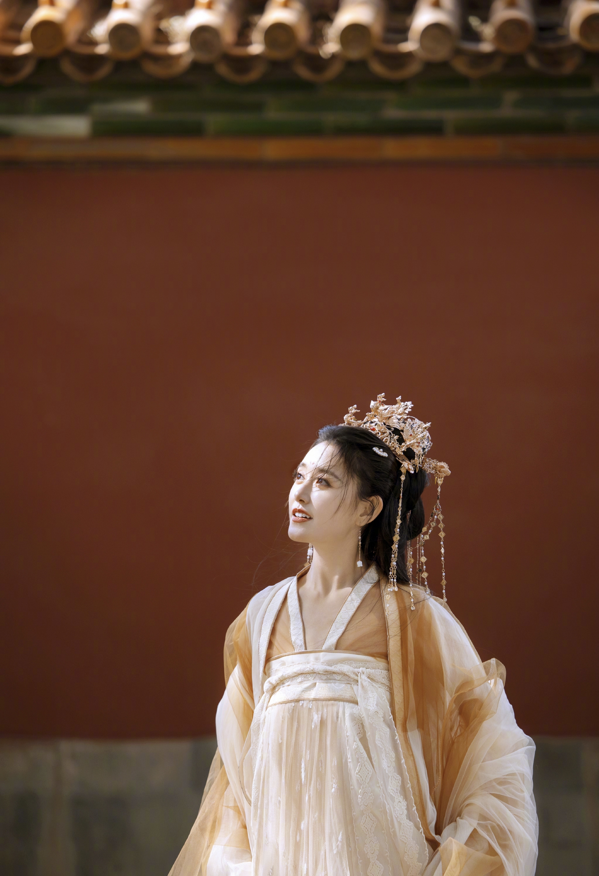 蒋依依最新古装造型,古风大片的感觉有了,冬日古风写真,大雪了