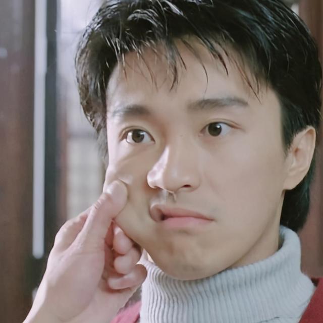 周星驰经典帅气哭泣头像,喜欢星爷的可以收藏